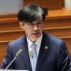 조국 “저를 꾸짖으면서도 촛불…역사적 대의 위해 모인 것”