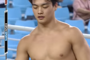 “훈훈 외모+근육질 몸매” 여심 사로잡는 씨름선수 황찬섭