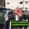 [포토] 일본 우익인사들, 주일한국대사관 앞에서 ‘맞불 수요 시위’