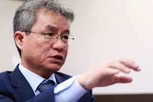 “특수부 축소, 대통령령 개정 거쳐야…조국 수사 후 검찰개혁 본격화할 듯”