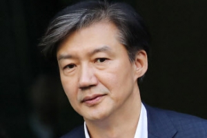 [속보]정경심 검찰 조사 불출석…변호인 “건강상태 심각”