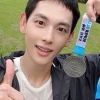 임시완, 10km 마라톤 완주 후에도 훈훈 미소 ‘엄지 척’ [EN스타]