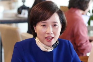 유은혜 부총리 “이민자·GDP 정비례… 2023년까지 외국인 유학생 20만명 유치”