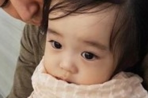 한석준, 딸 사빈 안고 병원 “아프지 말아주라” [EN스타]