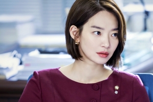 ‘보좌관2’ 신민아, 더 강력해진 걸크러시 예고 ‘송곳 눈빛 포착’