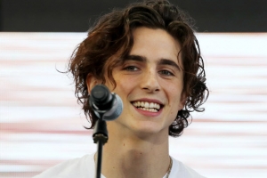 디카프리오, 티모시 샬라메와 데이트 포착