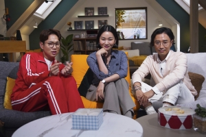 ‘방구석1열’ 정재형-장윤주, 장성규와 특급 호흡 “유희열 뿌리기”