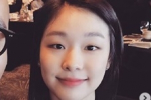 김연아, 이상화♥강남 결혼식 포착 “뜻밖의 민폐 하객”