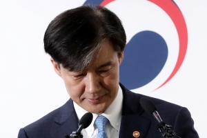 조국 소환 초읽기… 정경심 혐의 중 4개 이상 직간접 연루