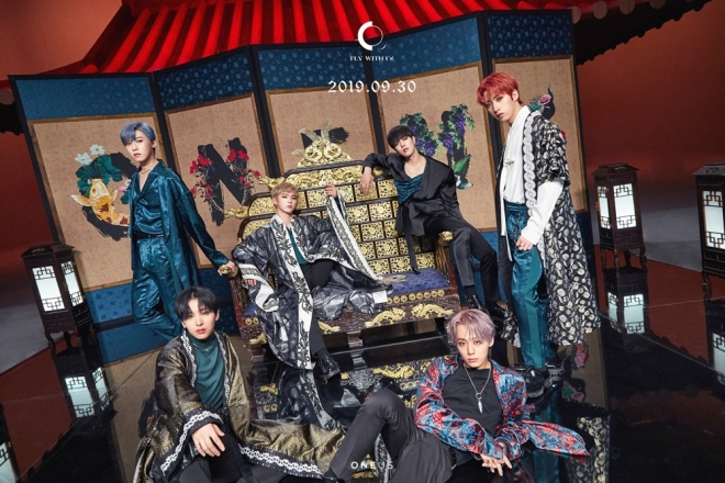 원어스. RBW 제공