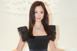 송혜교 그림교실, 중국 팬 스케일 남달라..‘뉴욕까지?’