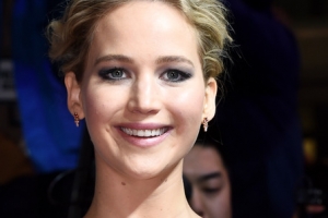 제니퍼 로렌스♥쿡 마로니 결혼..약 150명 하객 축하