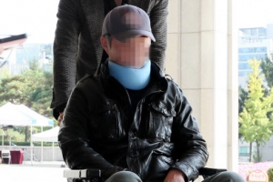 檢, 정경심 뇌종양에도 승부수… ‘펀드·증거인멸’ 영장 불가피 판단