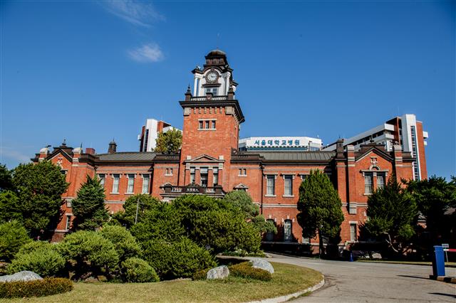 1907년에 지어진 대한의원 본관. 이 건물은 서울대병원의 뿌리로 서울미래유산으로 선정됐다. 현재 의학박물관이다.