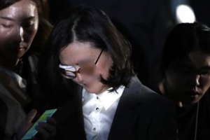 정경심 전격 구속… ‘칼끝’ 조국으로