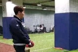 장성규, 패대기 시구 사과 “일주일 연습했는데...”