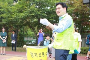 강동 ‘교통안전지킴이’ 녹색학부모 근심 덜다