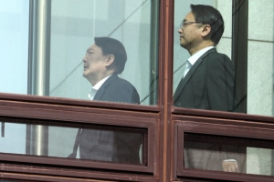 윤석열, 7번째 檢개혁안… “피해자·참고인 조사도 변호인 참여”