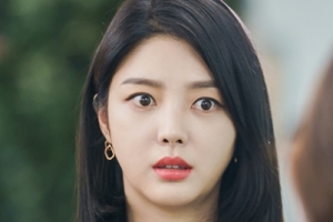 ‘청일전자 미쓰리’ 뒤통수의 아이콘 엄현경, 이혜리와 재회 포착