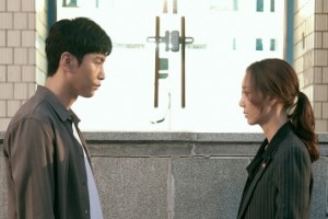 ‘모두의 거짓말’ 이민기X김유영, 본격 공조 “옥상투신녀 재조명”