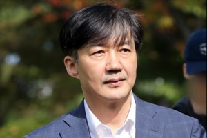 檢, 주말에도 정경심 조사… 조국 이번 주 소환 유력