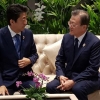 文 대통령 “아베와 대화 시작될 의미있는 만남 가져”