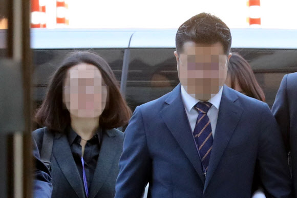‘인보사 허위자료 제출 의혹’ 코오롱 임원 영장심사