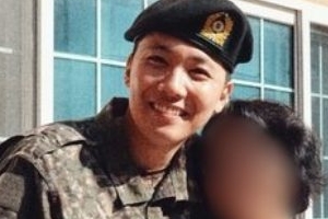 이홍기, 군 복무 중 근황 “충성! 다들 잘 지냈니?” [EN스타]