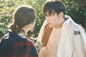 ‘날 녹여주오’ 지창욱♥원진아, 촬영 현장서도 ‘달달’