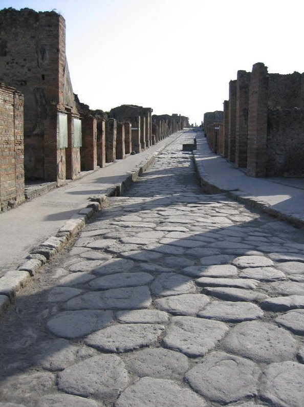 아직도 남아있는 고대 로마제국의 도로