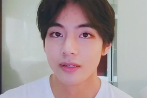 BTS 뷔, V라이브 3억 뷰 돌파 ‘5개월 지나도 여전한 인기’