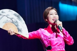 송가인 ‘미스트롯’ 콘서트, 친오빠와 합동무대 ‘남매무대 본다’