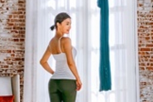 박은지 근황, 애플힙 돋보이는 몸매 ‘비결은 플라잉요가’ [EN스타]