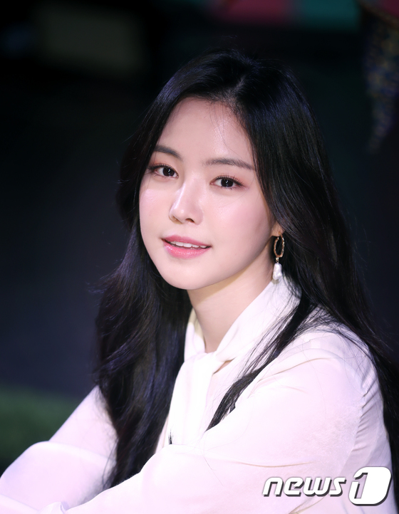 손나은 선처