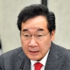이낙연 총리 “돼지 침출수 현장, 장관들이 찾아가 사과해야”