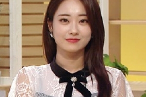 ‘섹션TV’ 경리, ♥ 정진운 열애 인정 후 소감 “성격 잘 맞아”