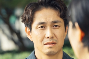 “찌질의 근원은 외로움”..‘동백꽃’ 오정세가 사랑받는 이유 [이보희 기자의 TMI]