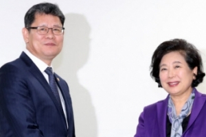 김연철 통일부 장관 “내년 북미 ‘올림픽 휴전‘ 통해 군사훈련 유예하자”