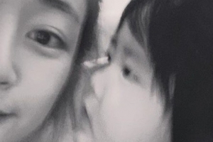 김효진, 둘째 아들과 행복한 일상 ‘누구 닮았나?’ [EN스타]