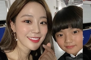 ‘동백꽃 필 무렵’ 필구 만난 허영지 “필구 화이팅♥”