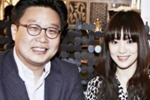 송혜교, LA 도산 안창호 패밀리 하우스에 안내서 1만 부 ‘또 기증’