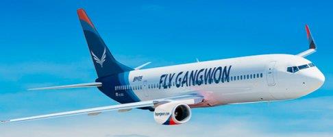 양양국제공항을 모항으로 하는 플라이강원이 오는 22일 제주로 첫 취항에 나선다. 사진은 정원 186석 규모의 보잉 737-800WL. 강원도 제공