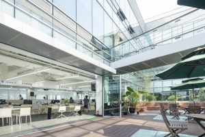 정원·놀이터에 콘서트까지… 강남 동주민센터의 변신