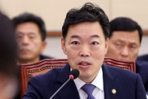 檢 수사 사전보고 논란 일자… 김오수 “압수수색 제외”
