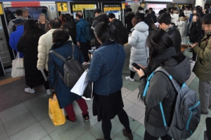 철도노조 11월 말 ‘총파업’ 예고 “민영화 3종세트 추진 중단”