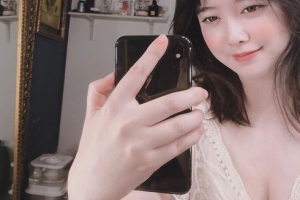 푹 파인 의상 입은 구혜선, 행복한 미소 [EN스타]