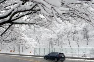 내일 아침 서울, 경기 출근길에 눈 내린다