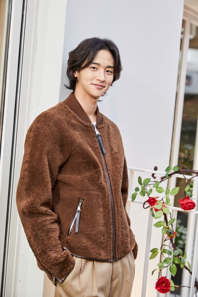 장동윤. 동이컴퍼니 제공