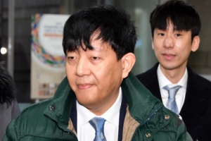 “타다, 콜택시 영업” “기사 딸린 렌터카”… 애니메이션 PT까지 등장한 법정공방
