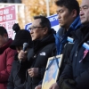 “마사회는 경마기수 문중원을 살려내라”